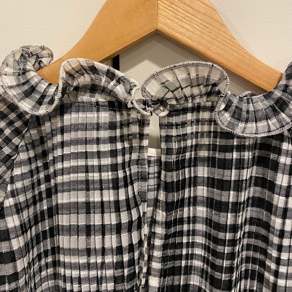 C/MEO Collective Ruffle Top - Picture 8 of 9